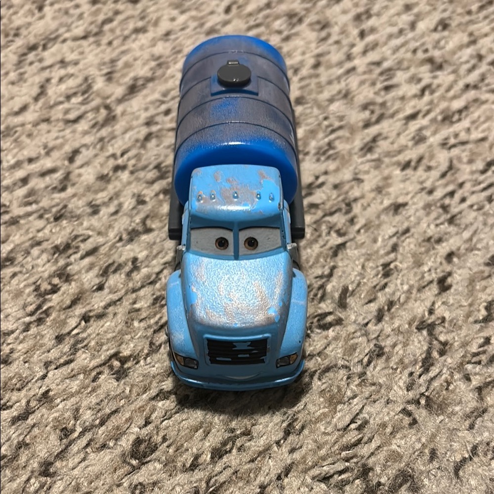 Disney Pixar Lightning McQueen Water Truck